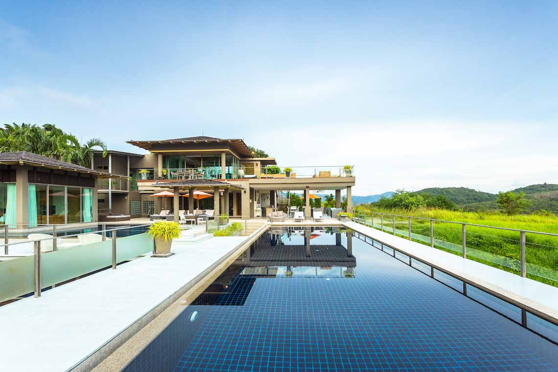 Villa Suriyan - Sleeps 14