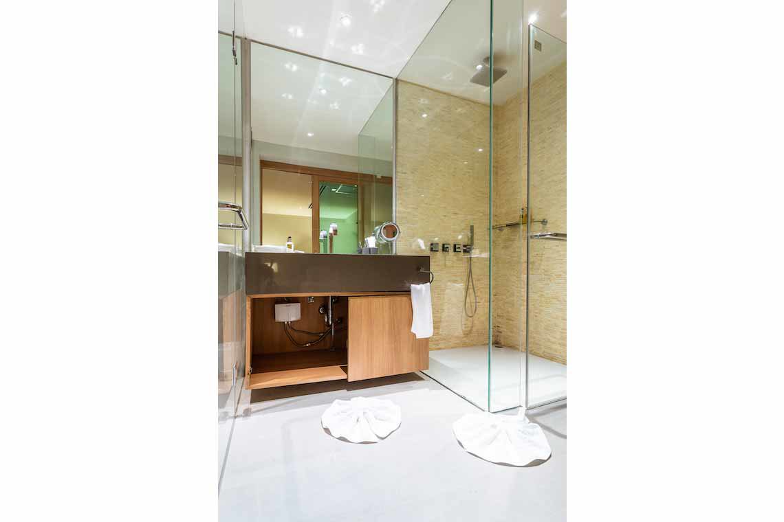 Villa JanTra bathroom