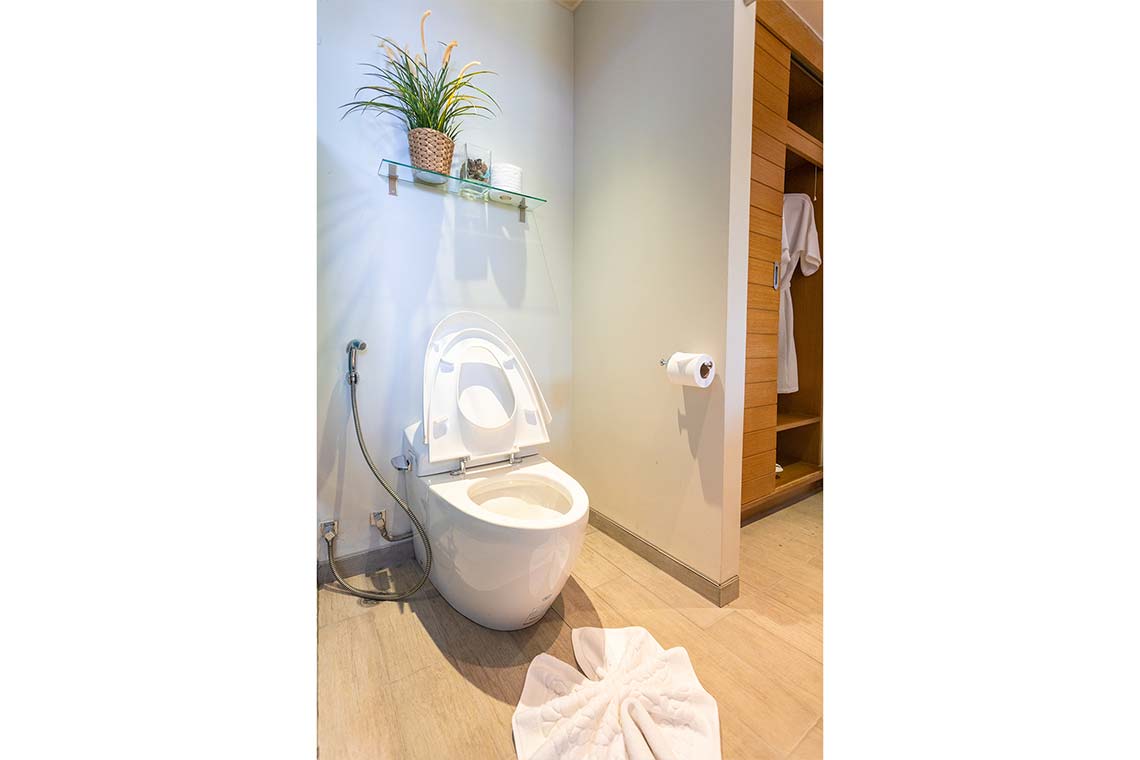 Villa Mekha Bathroom