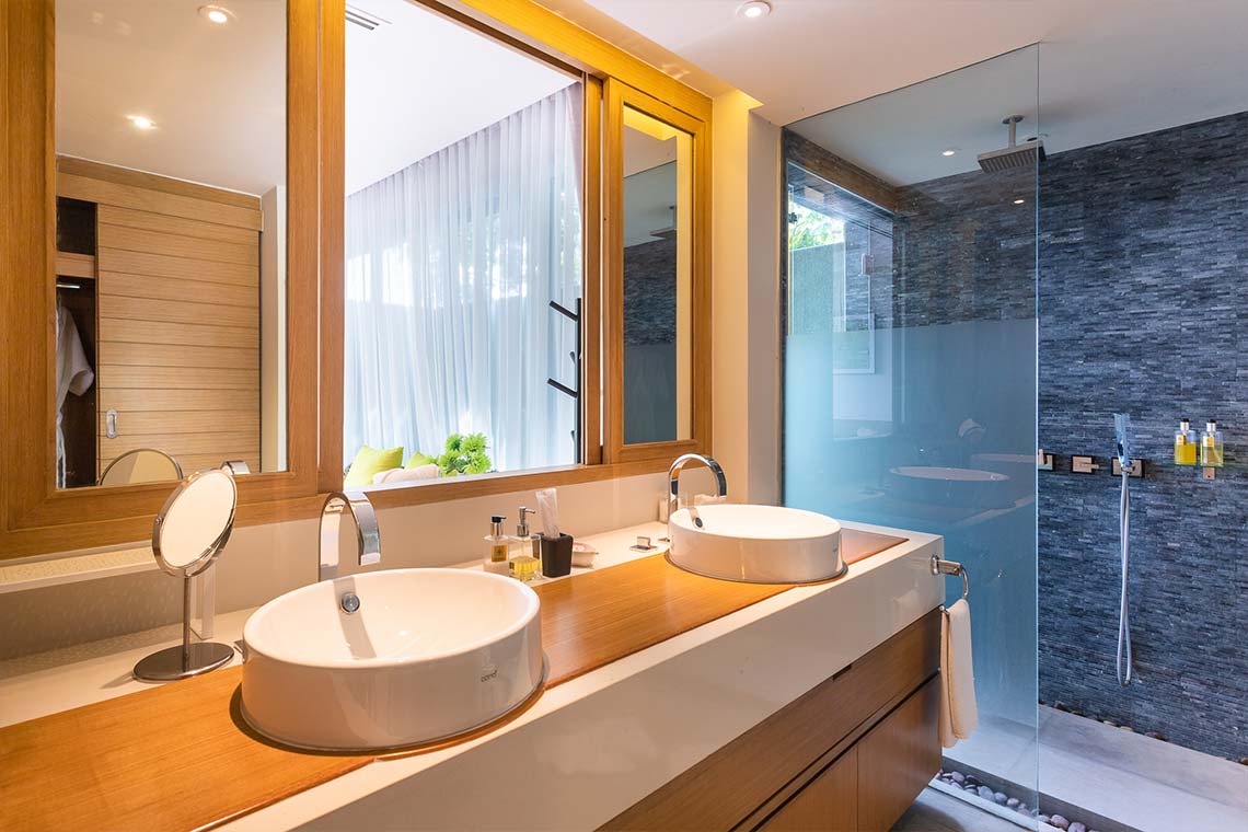 Villa Mekha Bathroom