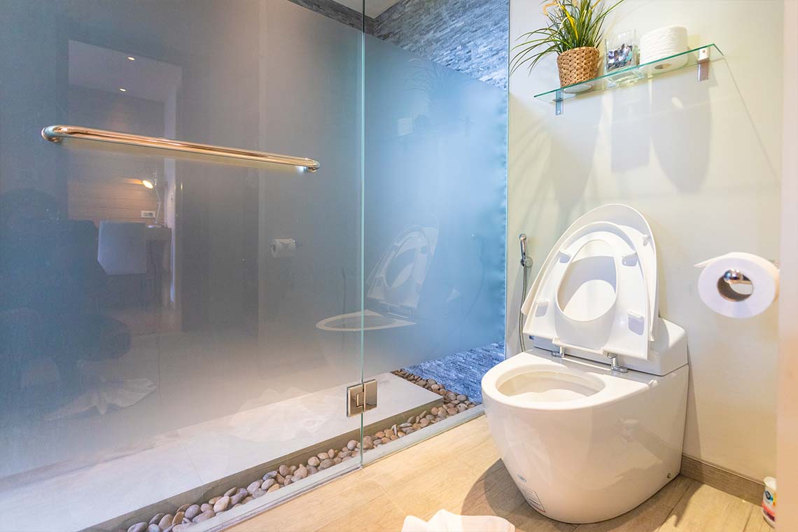 Villa Mekha Bathroom