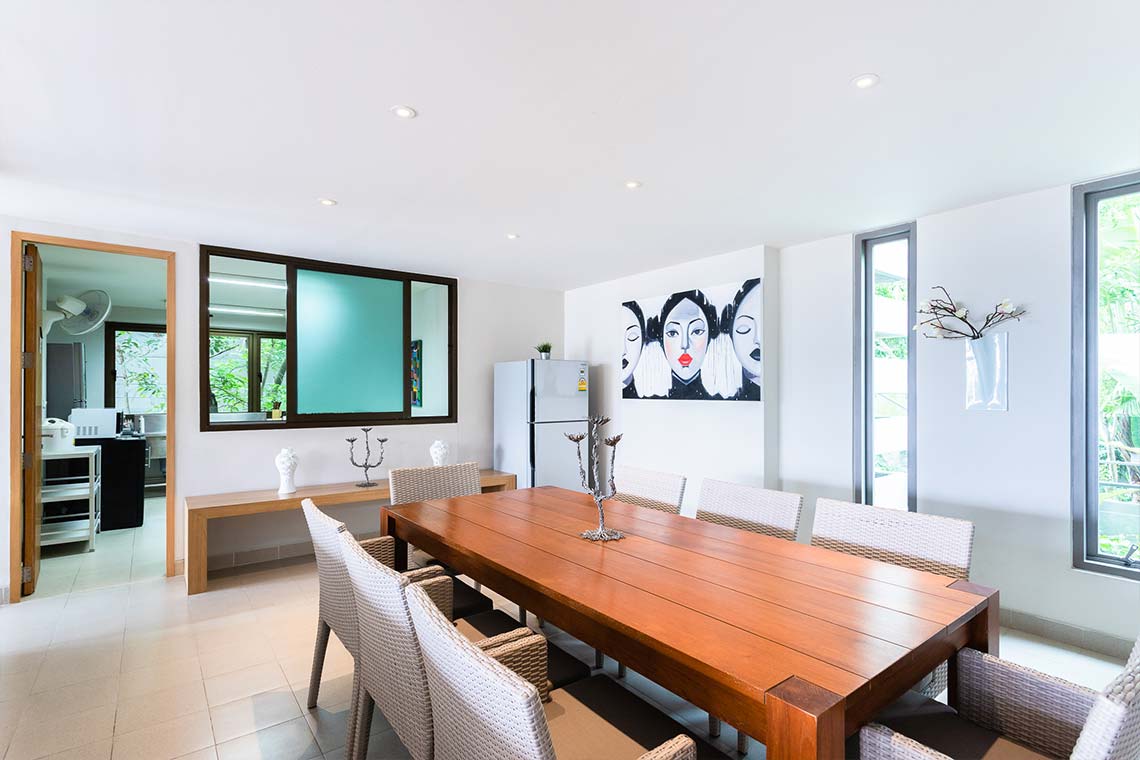 Villa Mekha Kitchen Dining