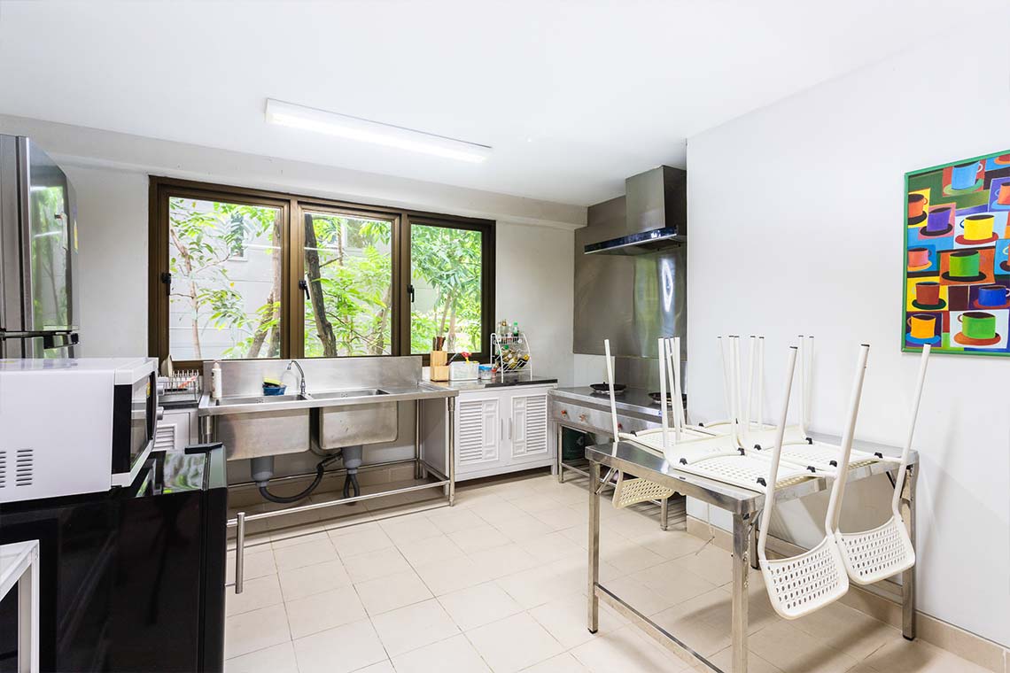 Villa Mekha Kitchen Dining