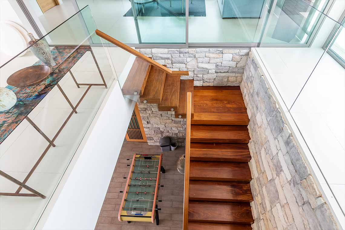 La Colline Villa Jantra wooden stairwell